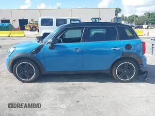 2016 MINI Countryman S with VIN WMWZC3C58GWT10084, listed as a IAAI auction lot 42895633 with 120,694 mi miles and . Bid and sale history available at DreamBid. Image 14.