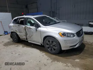 2017 Volvo XC60 Dynamic z VIN YV440MRR8H2115968, wystawiony jako Copart lot #84328474 z przebiegiem 89 953 mil mil oraz Szkoda całkowita • Salvage title. Historia ofert i sprzedaży dostępna na DreamBid. Obrazek 4.