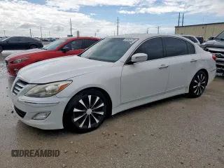2012 Hyundai Genesis 3.8L z VIN KMHGC4DD1CU185758, wystawiony jako Copart lot #54589735 z przebiegiem 70 040 mil mil oraz Tytuł czysty. Historia ofert i sprzedaży dostępna na DreamBid. Obrazek 1.