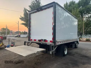 2020 Isuzu NRR IBT с VIN JALE5W169L7301227, выставлен на аукционе Copart как лот 61575005 с пробегом 216 393 миль миль и Чистый • Clean title. История ставок и продаж доступна на DreamBid. Изображение 4.