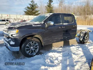2024 Chevrolet Silverado 1500 LT with VIN 1GCPDKEK5RZ157847, listed as a Copart auction lot 83066704 with 17,712 mi miles and Clean Title. Bid and sale history available at DreamBid. Image 1.