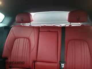 2018 Maserati Levante GranLusso z VIN ZN661XUL4JX305898, wystawiony jako Copart lot #68661242 z przebiegiem 33 340 mil mil oraz . Historia ofert i sprzedaży dostępna na DreamBid. Obrazek 10.