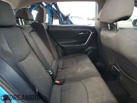 2021 Toyota RAV4 XLE with VIN 2T3W1RFV8MW118944, listed as a Copart auction lot 60824465 with 98,090 mi miles and Salvage title. Bid and sale history available at DreamBid. Image 11.