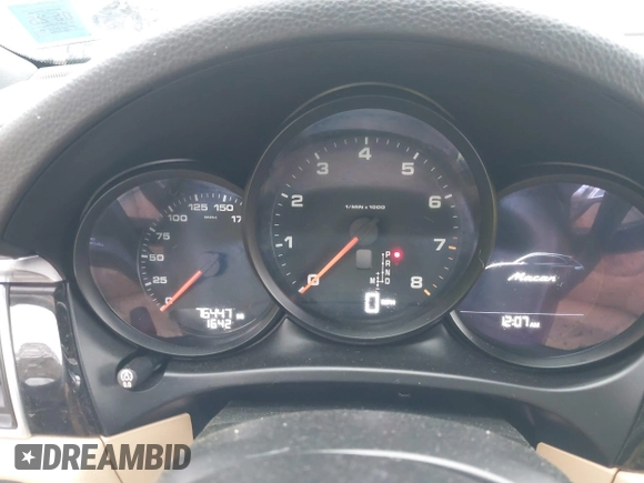2017 Porsche Macan with VIN WP1AA2A58HLB04879, listed as a IAAI auction lot 41917490 with 76,447 mi miles and . Bid and sale history available at DreamBid. Image 7.