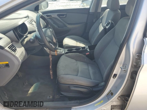 2013 Hyundai Elantra GLS z VIN KMHDH4AE8DU554215, wystawiony jako Copart lot #58157285 z przebiegiem 224 112 mil mil oraz Szkoda całkowita • Salvage title. Historia ofert i sprzedaży dostępna na DreamBid. Obrazek 7.