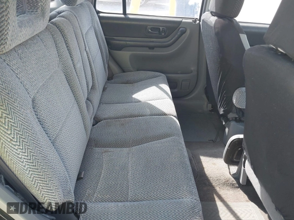 1998 Honda CR-V LX with VIN JHLRD2846WC018947, listed as a IAAI auction lot 41912066 with 112,454 mi miles. Bid and sale history available at carsss.com. Image 8.