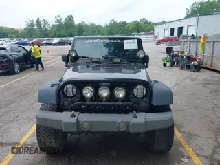 2009 Jeep Wrangler Unlimited Rubicon с VIN 1J8GA69169L758553, выставлен на аукционе IAAI как лот 42730248 с пробегом 113 361 миль миль и . История ставок и продаж доступна на DreamBid. Изображение 13.