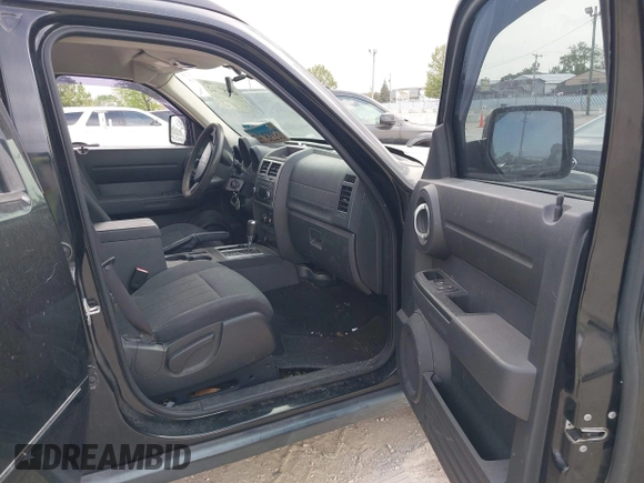 2011 Dodge Nitro SE with VIN 1D4PU2GK8BW599237, listed as a IAAI auction lot 42287742 with 176,187 mi miles and . Bid and sale history available at DreamBid. Image 5.