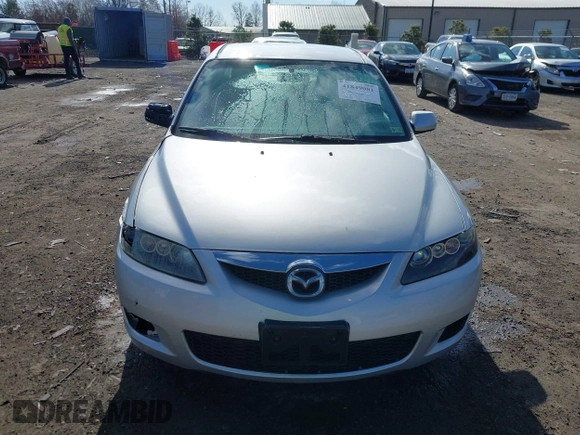 2006 Mazda 6 i with VIN 1YVFP80C165M62457, listed as a IAAI auction lot 41849081 with 172,372 mi miles. Bid and sale history available at carsss.com. Image 12.