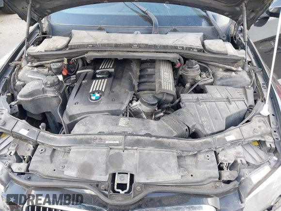 2011 BMW 3 Series 328i with VIN WBADW3C54BE540849, listed as a IAAI auction lot 41514147 with 141,959 mi miles. Bid and sale history available at carsss.com. Image 10.