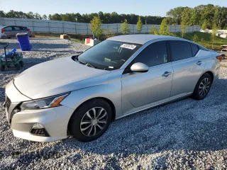 2020 Nissan Altima S with VIN 1N4BL4BV8LC228286, listed as a Copart auction lot 68556794 with 148,215 mi miles and Salvage title. Bid and sale history available at DreamBid. Image 1.