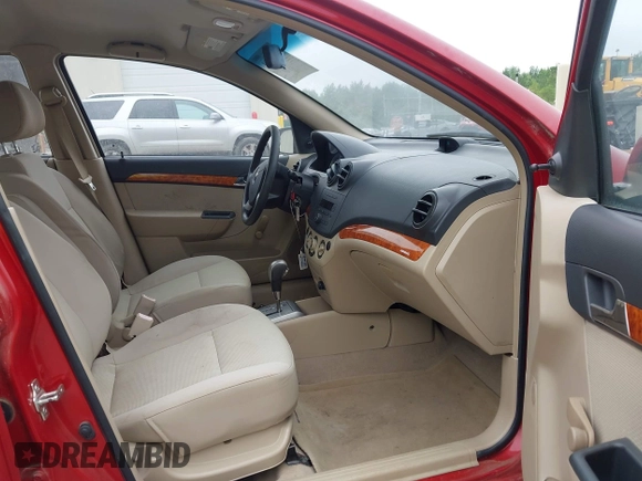 2008 Chevrolet Aveo LS with VIN KL1TD56688B096686, listed as a IAAI auction lot 42557429 with 67,405 mi miles and . Bid and sale history available at DreamBid. Image 5.