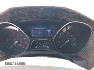 2012 Ford Focus SE z VIN 1FAHP3K29CL230126, wystawiony jako IAAI lot #42306310 z przebiegiem 143 981 mil mil oraz . Historia ofert i sprzedaży dostępna na DreamBid. Obrazek 7.