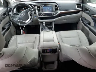 2016 Toyota Highlander Hybrid Limited with VIN 5TDDCRFH5GS016938, listed as a Copart auction lot 55999704 with 64,753 mi miles. Bid and sale history available at carsss.com. Image 8.