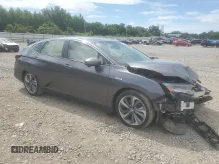 2018 Honda Clarity Plug-In Hybrid with VIN JHMZC5F16JC013801, listed as a Copart auction lot 59031844 with 68,907 mi miles and Salvage Title. Bid and sale history available at carsss.com. Image 4.