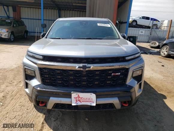 2024 Chevrolet Traverse AWD Z71 with VIN 1GNEVJKS3RJ169570, listed as a Copart auction lot 65659544 with 4,401 mi miles and Salvage Title. Bid and sale history available at carsss.com. Image 5.