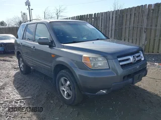 2008 Honda Pilot SE with VIN 5FNYF18318B024987, listed as a IAAI auction lot 41534055 with 254,887 mi miles and . Bid and sale history available at carsss.com. Image 1.