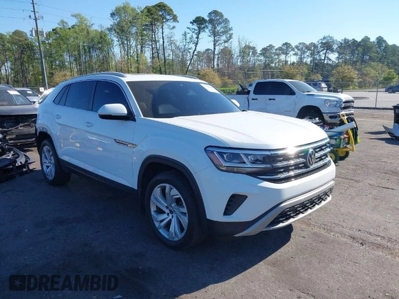 2021 Volkswagen Atlas SEL z VIN 1V2EE2CA2MC227667, wystawiony jako IAAI lot #41886405 z przebiegiem 41 928 mil mil oraz . Historia ofert i sprzedaży dostępna na DreamBid. Obrazek 1.