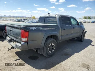 2017 Toyota Tacoma SR5 z VIN 3TMCZ5AN7HM071683, wystawiony jako Copart lot #53665755 z przebiegiem 65 180 mil mil oraz Szkoda całkowita • Salvage title. Historia ofert i sprzedaży dostępna na DreamBid. Obrazek 3.