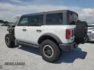 2023 Ford Bronco z VIN 1FMEE5DP5PLB73657, wystawiony jako Copart lot #58473675 z przebiegiem 14 209 mil mil oraz Szkoda całkowita • Salvage title. Historia ofert i sprzedaży dostępna na DreamBid. Obrazek 2.