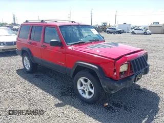 2000 Jeep Cherokee z VIN 1J4FF48S9YL211708, wystawiony jako IAAI lot #42077480 z przebiegiem 263 458 mil mil oraz . Historia ofert i sprzedaży dostępna na DreamBid. Obrazek 1.