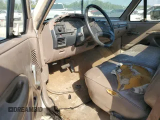 1992 Ford F-150 with VIN 1FTDF15Y7NPA18708, listed as a Copart auction lot 72081004 with 0 mi miles and Salvage Title. Bid and sale history available at carsss.com. Image 8.