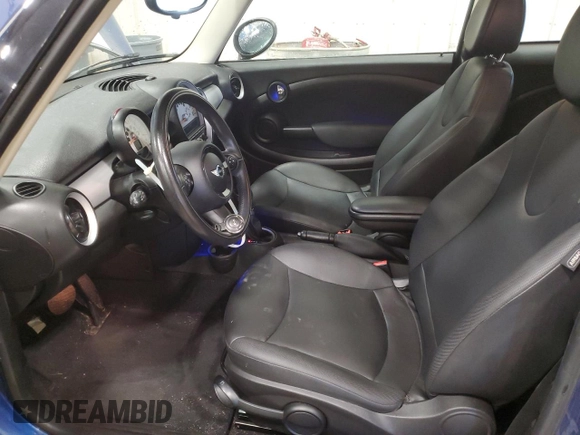 2013 MINI Hardtop with VIN WMWSU3C53DT681665, listed as a Copart auction lot 60752355 with 104,874 mi miles and Salvage title. Bid and sale history available at DreamBid. Image 7.