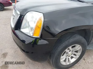 2009 GMC Yukon SLT w/4SA with VIN 1GKFC33J39R295065, listed as a IAAI auction lot 41514132 with 216,680 mi miles. Bid and sale history available at carsss.com. Image 6.