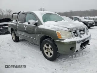 2004 Nissan Titan LE with VIN 1N6AA07B84N519070, listed as a Copart auction lot 44267185 with 325,656 mi miles and Clean Title. Bid and sale history available at carsss.com. Image 4.