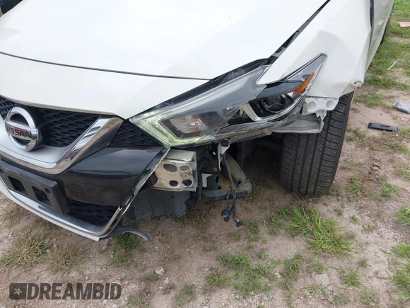 2017 Nissan Maxima Platinum with VIN 1N4AA6AP9HC408433, listed as a IAAI auction lot 41924547 with 47,214 mi miles and . Bid and sale history available at DreamBid. Image 6.