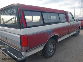 1988 Ford 1/2 Ton Trucks with VIN 1FTDF15N1JNA27920, listed as a IAAI auction lot 41915422 with 22,805 mi miles. Bid and sale history available at carsss.com. Image 4.