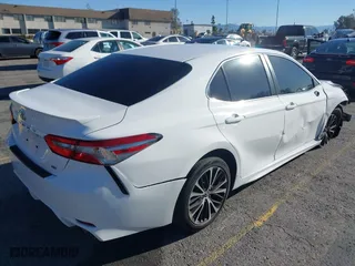 2018 Toyota Camry LE with VIN 4T1B11HKXJU140631, listed as a IAAI auction lot 41761493 with 68,298 mi miles. Bid and sale history available at carsss.com. Image 4.