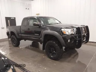 2008 Toyota Tacoma with VIN 5TEUU42N48Z559164, listed as a IAAI auction lot 41609248 with 145,611 mi miles and . Bid and sale history available at DreamBid. Image 1.
