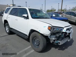 2022 Toyota 4Runner SR5 Premium with VIN JTENU5JR2N6022487, listed as a IAAI auction lot 41398451 with 52,048 mi miles. Bid and sale history available at carsss.com. Image 1.