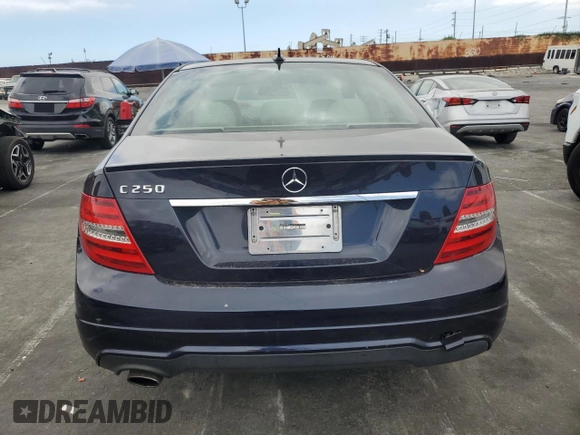 2012 Mercedes-Benz C 250 Sport с VIN WDDGF4HB0CA627652, выставлен на аукционе Copart как лот 65269385 с пробегом 112 504 миль миль и Чистый • Clean title. История ставок и продаж доступна на DreamBid. Изображение 6.