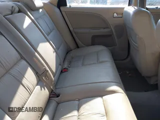 2006 Ford Five Hundred Limited with VIN 1FAHP281X6G159959, listed as a IAAI auction lot 41410464 with 156,724 mi miles. Bid and sale history available at carsss.com. Image 8.