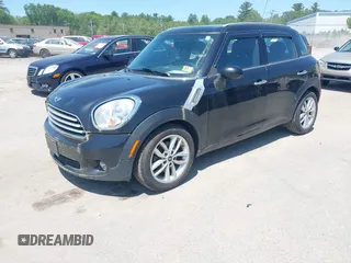 2012 MINI Countryman z VIN WMWZB3C50CWM29681, wystawiony jako IAAI lot #42408117 z przebiegiem 157 105 mil mil oraz . Historia ofert i sprzedaży dostępna na DreamBid. Obrazek 2.