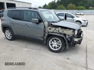 2020 Jeep Renegade Latitude with VIN ZACNJABB9LPL76621, listed as a Copart auction lot 59184145 with 27,827 mi miles and Clean title. Bid and sale history available at DreamBid. Image 4.