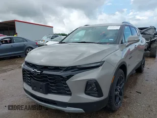 2021 Chevrolet Blazer LT z VIN 3GNKBCRS4MS563177, wystawiony jako IAAI lot #42162177 z przebiegiem 43 201 mil mil oraz . Historia ofert i sprzedaży dostępna na DreamBid. Obrazek 17.