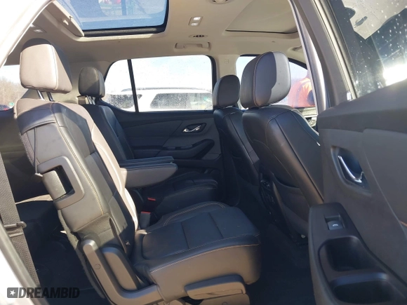 2019 Chevrolet Traverse Premier with VIN 1GNEVKKWXKJ274010, listed as a IAAI auction lot 41601979 with 82,592 mi miles. Bid and sale history available at carsss.com. Image 8.
