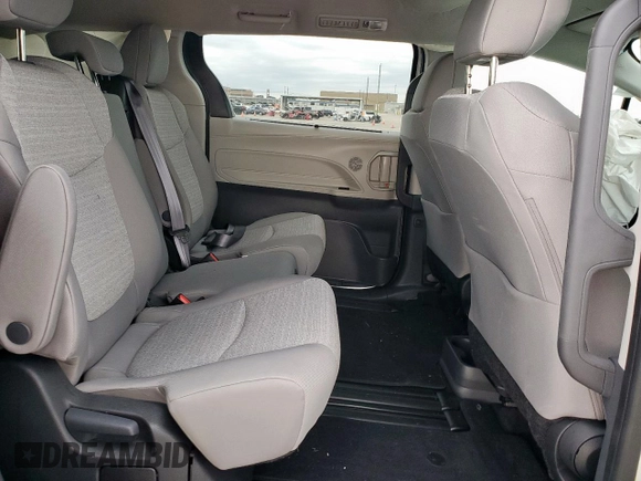 2024 Toyota Sienna LE with VIN 5TDKSKFC9RS145497, listed as a Copart auction lot 55567725 with 22,774 mi miles and Salvage title. Bid and sale history available at DreamBid. Image 11.