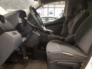 2015 Nissan NV200 SV with VIN 3N6CM0KN8FK735088, listed as a Copart auction lot 42126605 with 101,454 mi miles and Salvage Title. Bid and sale history available at carsss.com. Image 7.