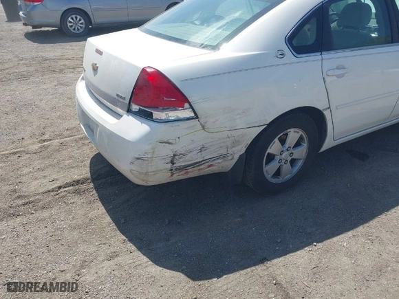 2008 Chevrolet Impala LT with VIN 2G1WT58K681198208, listed as a IAAI auction lot 42043517 with 162,830 mi miles. Bid and sale history available at carsss.com. Image 6.