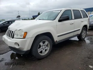 2007 Jeep Grand Cherokee Laredo z VIN 1J8GR48K87C610537, wystawiony jako Copart lot #56955385 z przebiegiem 136 704 mil mil oraz Czysty tytuł • Clean title. Historia ofert i sprzedaży dostępna na DreamBid. Obrazek 1.