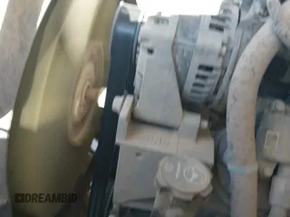 2019 Chevrolet Silverado 2500HD LT z VIN 2GC2KSEGXK1209967, wystawiony jako IAAI lot #41486391 z przebiegiem 134 960 mil mil oraz . Historia ofert i sprzedaży dostępna na DreamBid. Obrazek 18.