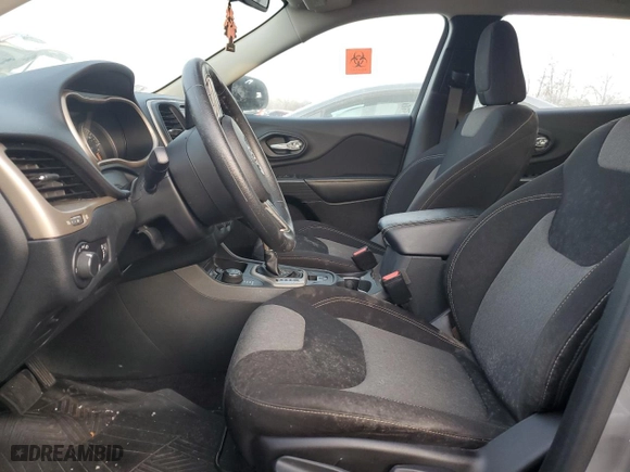 2016 Jeep Cherokee Sport with VIN 1C4PJMAB9GW251450, listed as a Copart auction lot 84014414 with 45,485 mi miles and Salvage Title. Bid and sale history available at carsss.com. Image 7.