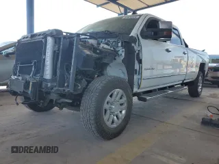 2019 Chevrolet Silverado 2500HD LTZ with VIN 1GC1KTEY3KF231909, listed as a Copart auction lot 55424324 with 44,028 mi miles and Salvage Title. Bid and sale history available at carsss.com. Image 1.