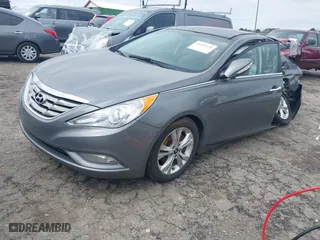 2013 Hyundai Sonata SE with VIN 5NPEC4AC8DH676492, listed as a IAAI auction lot 41804450 with 145,707 mi miles. Bid and sale history available at carsss.com. Image 2.