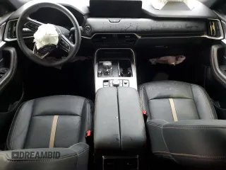 2025 Mazda CX-90 Premium Plus Package z VIN JM3KKEHD4S1218468, wystawiony jako Copart lot #55056755 z przebiegiem 2292 mil mil oraz Szkody całkowita. Historia ofert i sprzedaży dostępna na DreamBid. Obrazek 8.