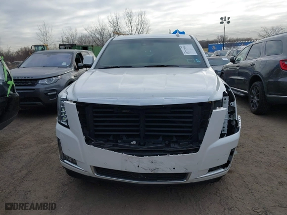2017 Cadillac Escalade Platinum with VIN 1GYS4DKJ7HR277904, listed as a IAAI auction lot 41757014 with 109,177 mi miles. Bid and sale history available at carsss.com. Image 12.